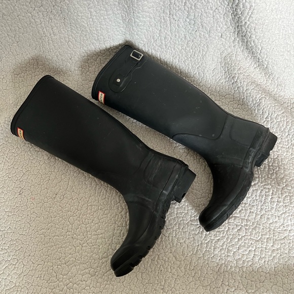 Hunter Women's Original Tall Rain Boots - Picture 2 of 3